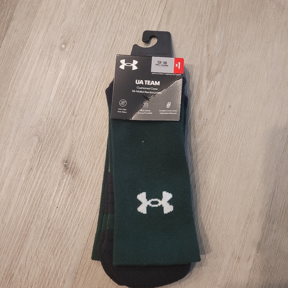Under Armour UA Team Green Crew Socks Sz 13-16